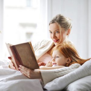 De-ce-sunt-atât-de-importante-poveștile-de-adormit-copiii-în-timpul-pandemiei