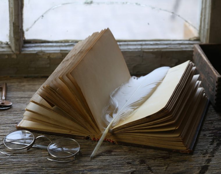 Literatura științifico-fantastică. Ce este, caracteristici și ce trebuie să știi despre cărțile SF